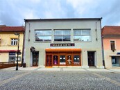 Dům 350 m2, která je ideální kombinací domovu a podnikání, cena cena v RK, nabízí 
