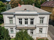 Prodej honosné vily v centru Děčína 801m2 a pozemkem 1100m2, cena 18390000 CZK / objekt, nabízí 