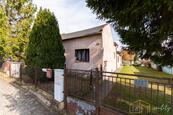 Prodej rodinného domu s rozlehlým pozemkem Spořice u Chomutova, ul. Havlíčkova , cena 5800000 CZK / objekt, nabízí 