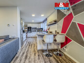 Prodej rodinného domu, 200 m2, Lovosice, ul. S. K. Neumanna, cena 10899000 CZK / objekt, nabízí 